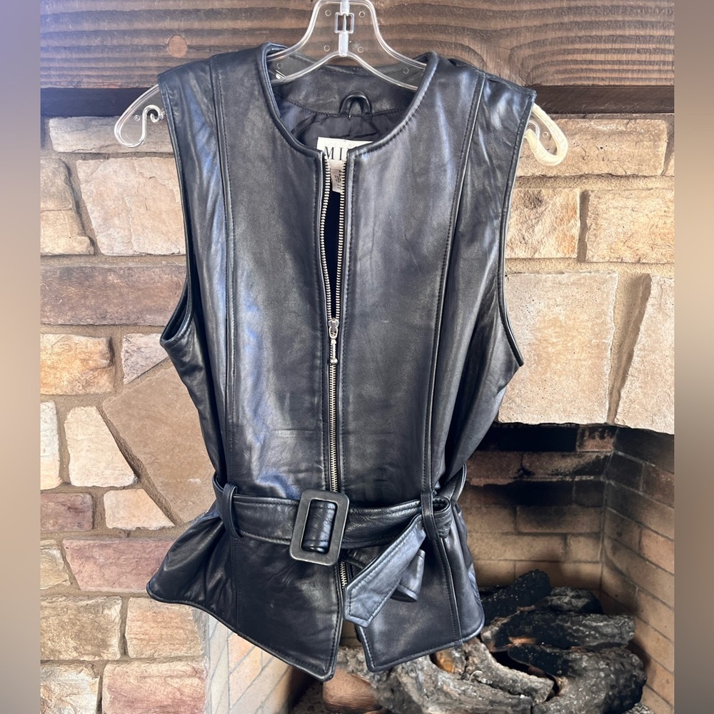 Mix It Black Leather Vest with Belt Medium